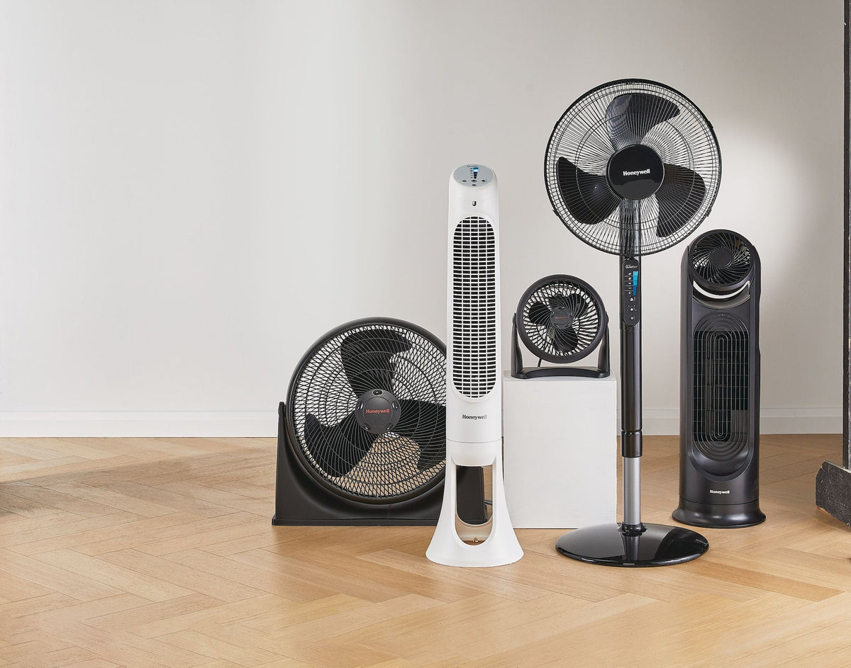 Honeywell TurboForce Tilt-Head Portable Air Circulator Table/Desk Fan, 3-Speed, Black, 7-in