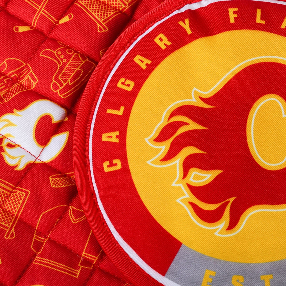 NHL Calgary Flames Kitchen Oven Mitt Pot Holder Set, 2-pc
