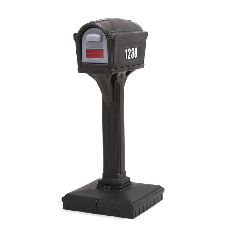 Classic Black Plastic Mailbox U7