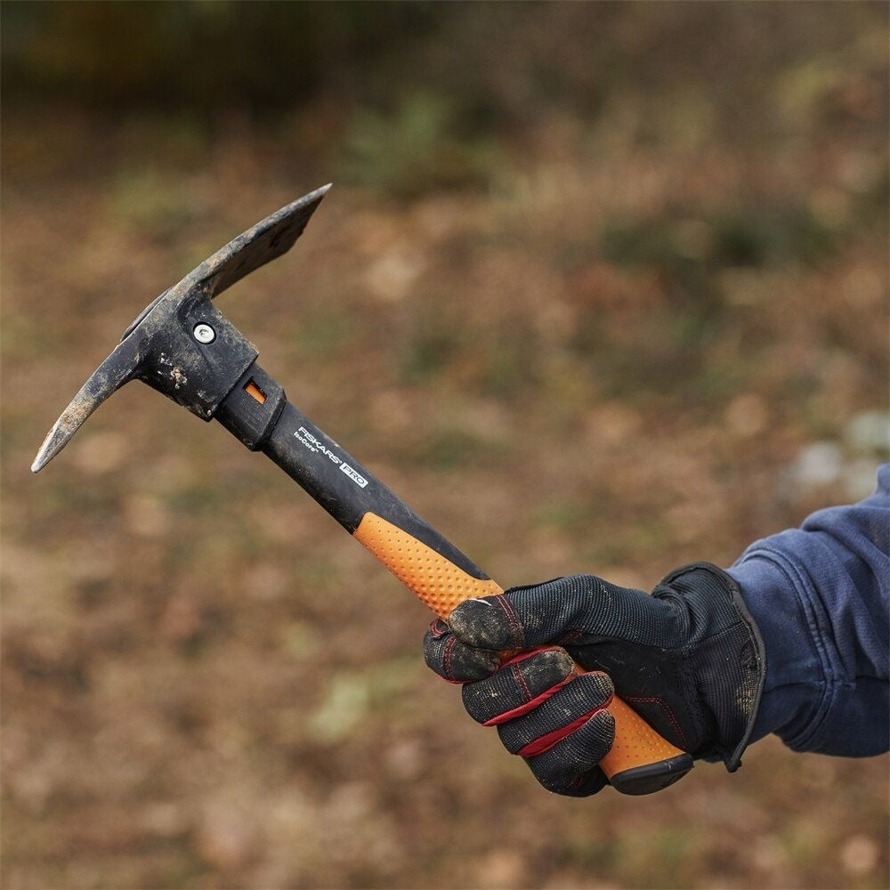 Fiskars Pro IsoCore 1.5-lb Hand Pick/Mattock, 14-in