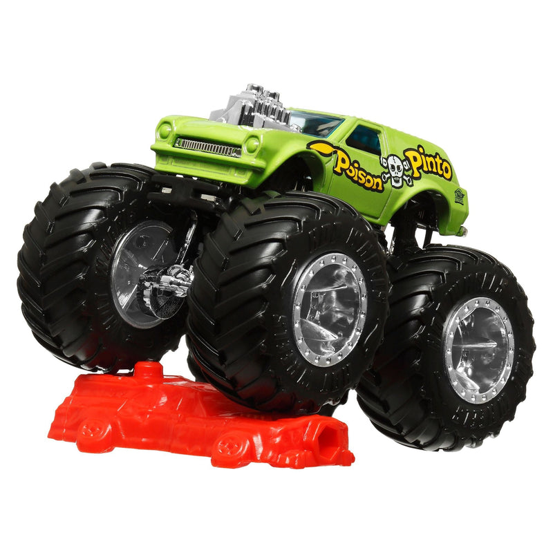 Hot Wheels 1:64 Die-Cast Monster Truck With Connect & Crash Car, Assorted Models, Ages 3+ B3