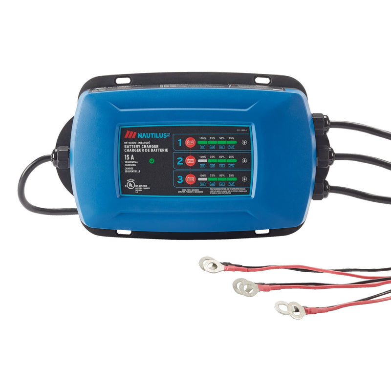 MotoMaster Nautilus 3-Bank Onboard Smart Battery Charger/Maintainer, Fully Automatic, 15-Amp, 12V B6