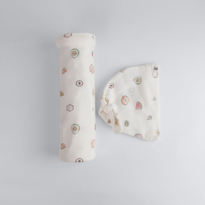 The Elk Baby Fruit Print Premium Organic Cotton Blanket and Beanie Set U4